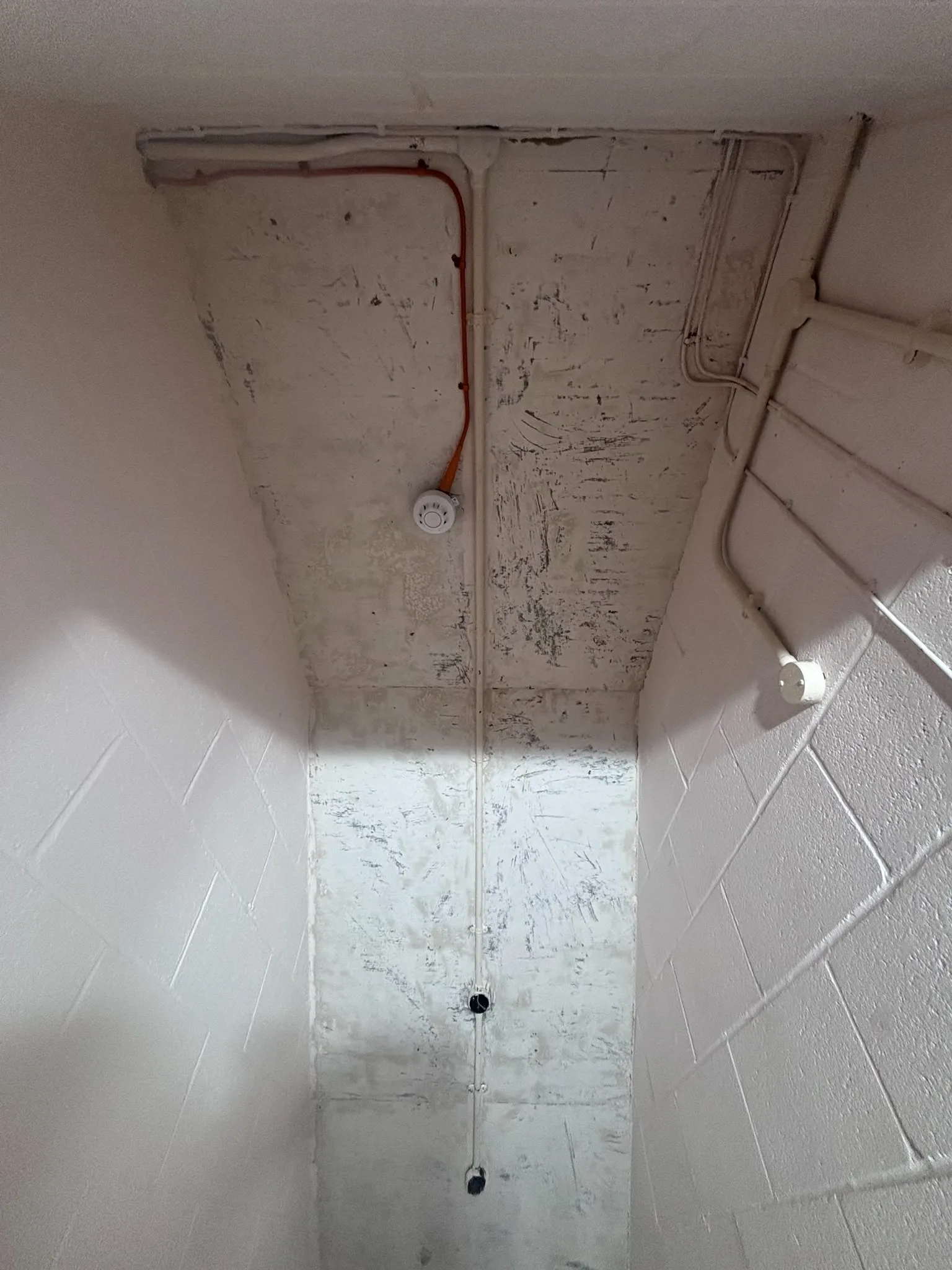 Licensed asbestos gasket removal in a Muswell Hill commercial property
